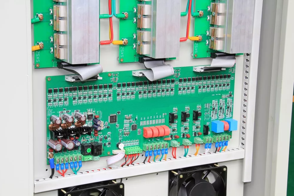3 Phase 200KVA SCR Static AVR